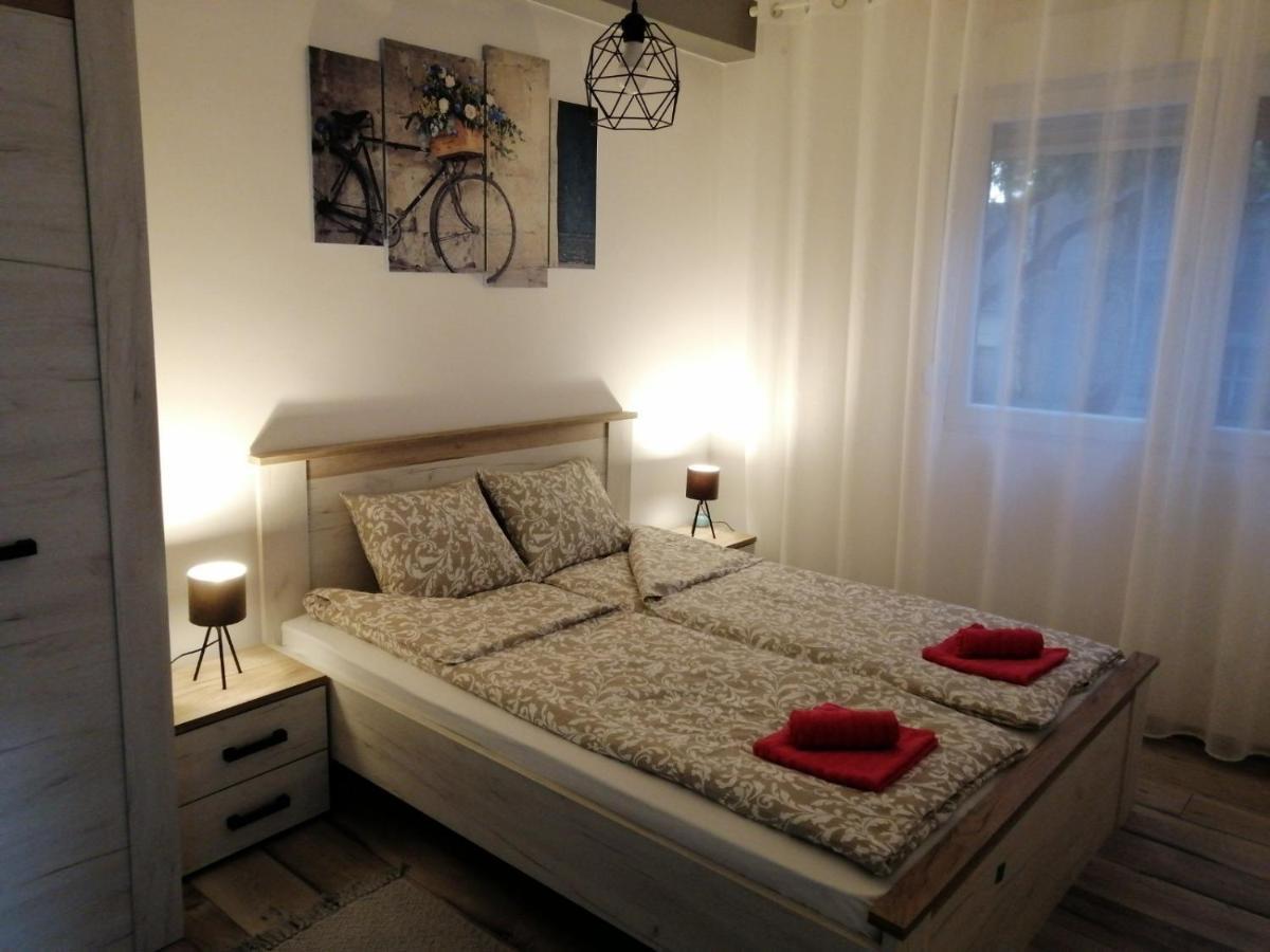 Apartman Petreš 松博尔 外观 照片